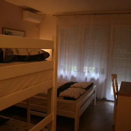 Vendégház Tajra Nur